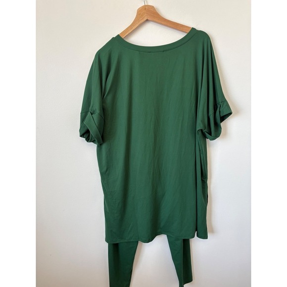 New Zenana V-Neck Tee & Leggings Set – Green – Size 1X - Picture 4 of 5